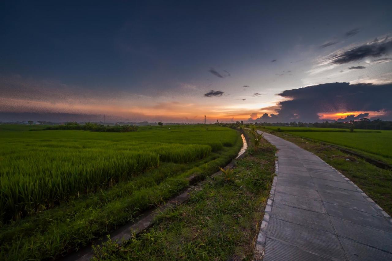 The Lebak Canggu Екстериор снимка